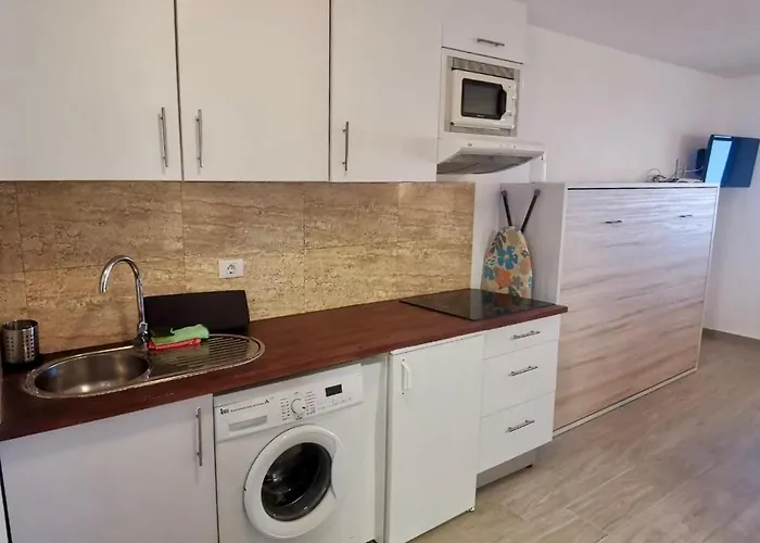 Misterholiday Rivalta * コスタ・デ・アンティグア